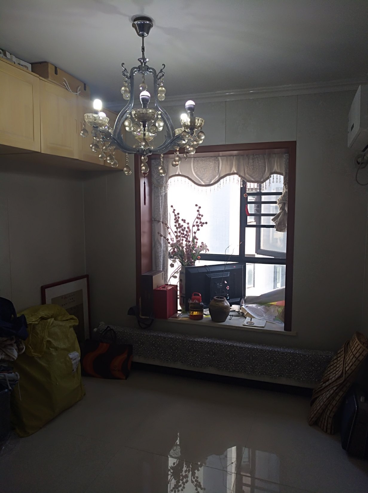 鸣宇尚城 商城旁边读公立实验幼儿园 实验小学 三中