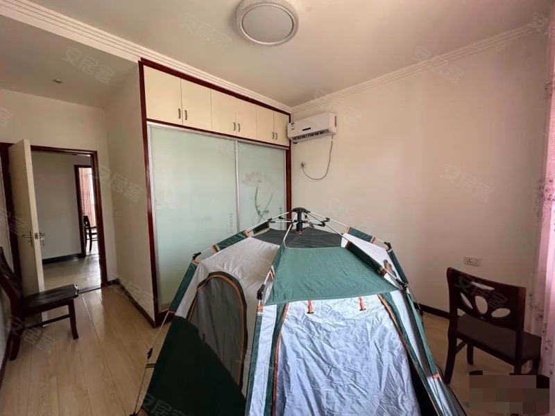 捡漏，新三中，世纪雅园，采光视野好，精装三房，单价2000