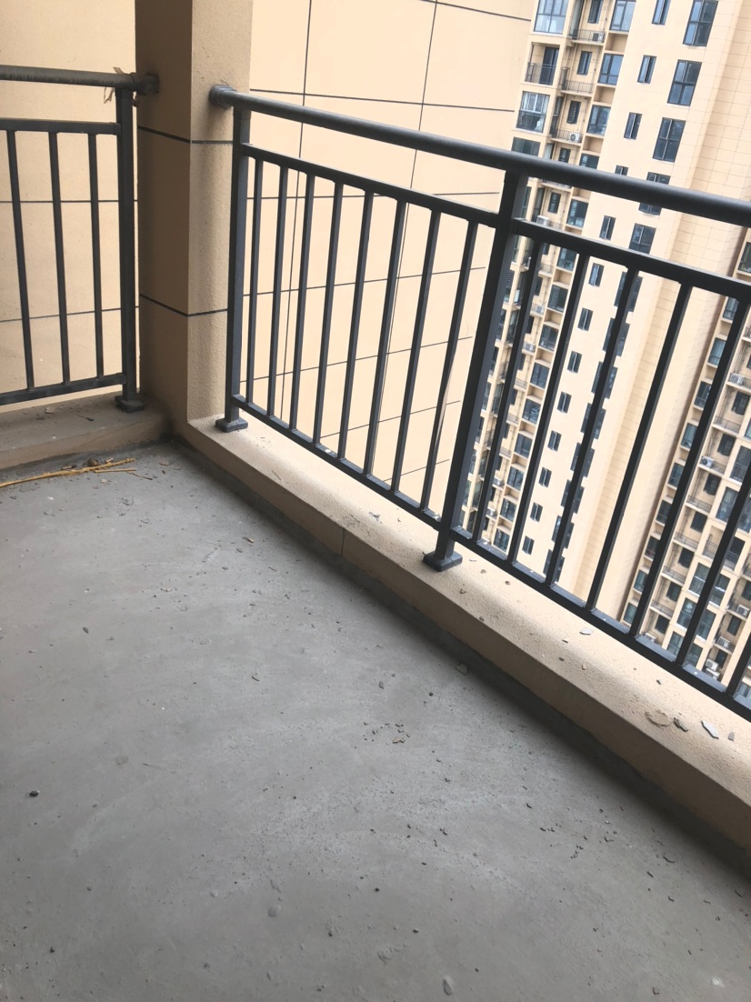 森林国际城，新二中旁，电梯好楼层