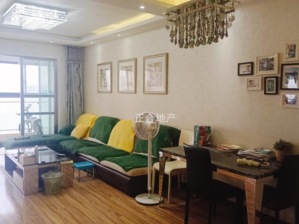 城南，福星城，精装二居室，电梯好楼层，证满二，诚心出售