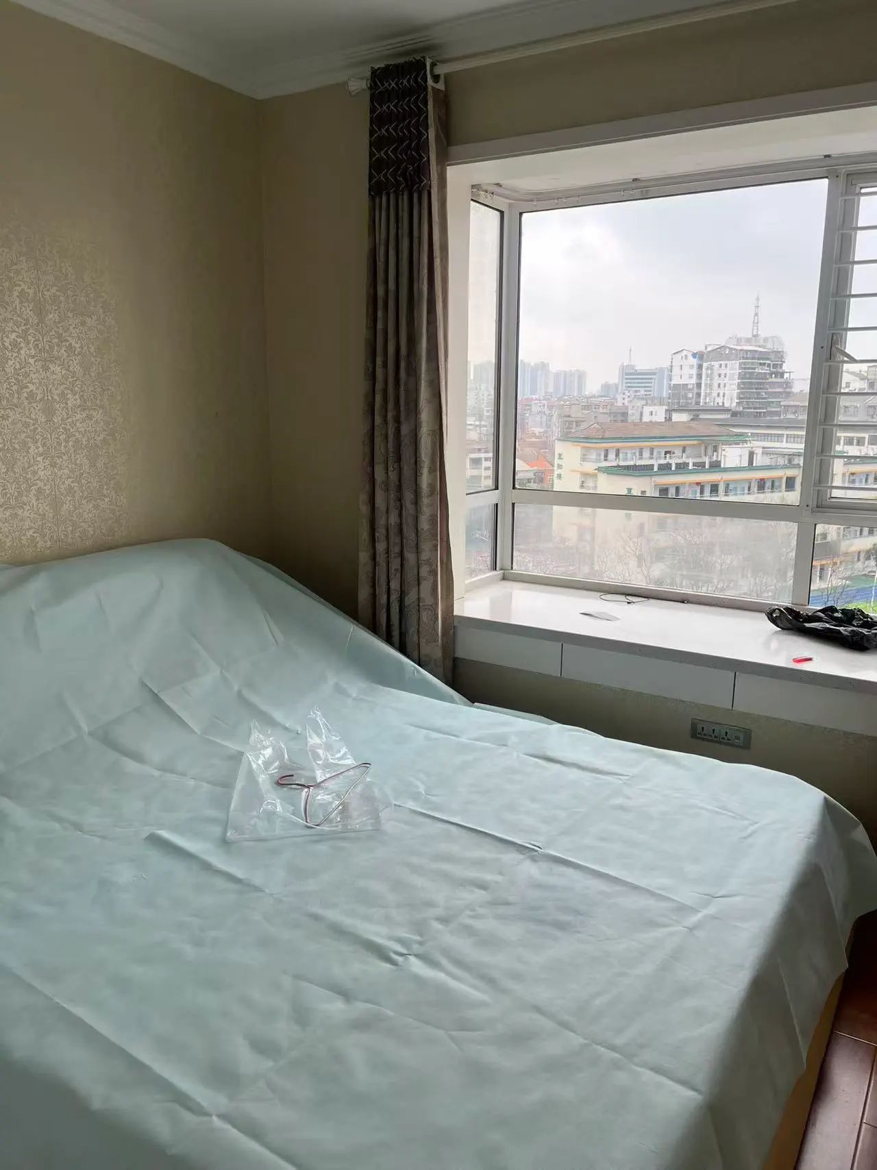 降价了，亏本出，城南，紫金城，单价3850，好楼层，诚心出售，证满二
