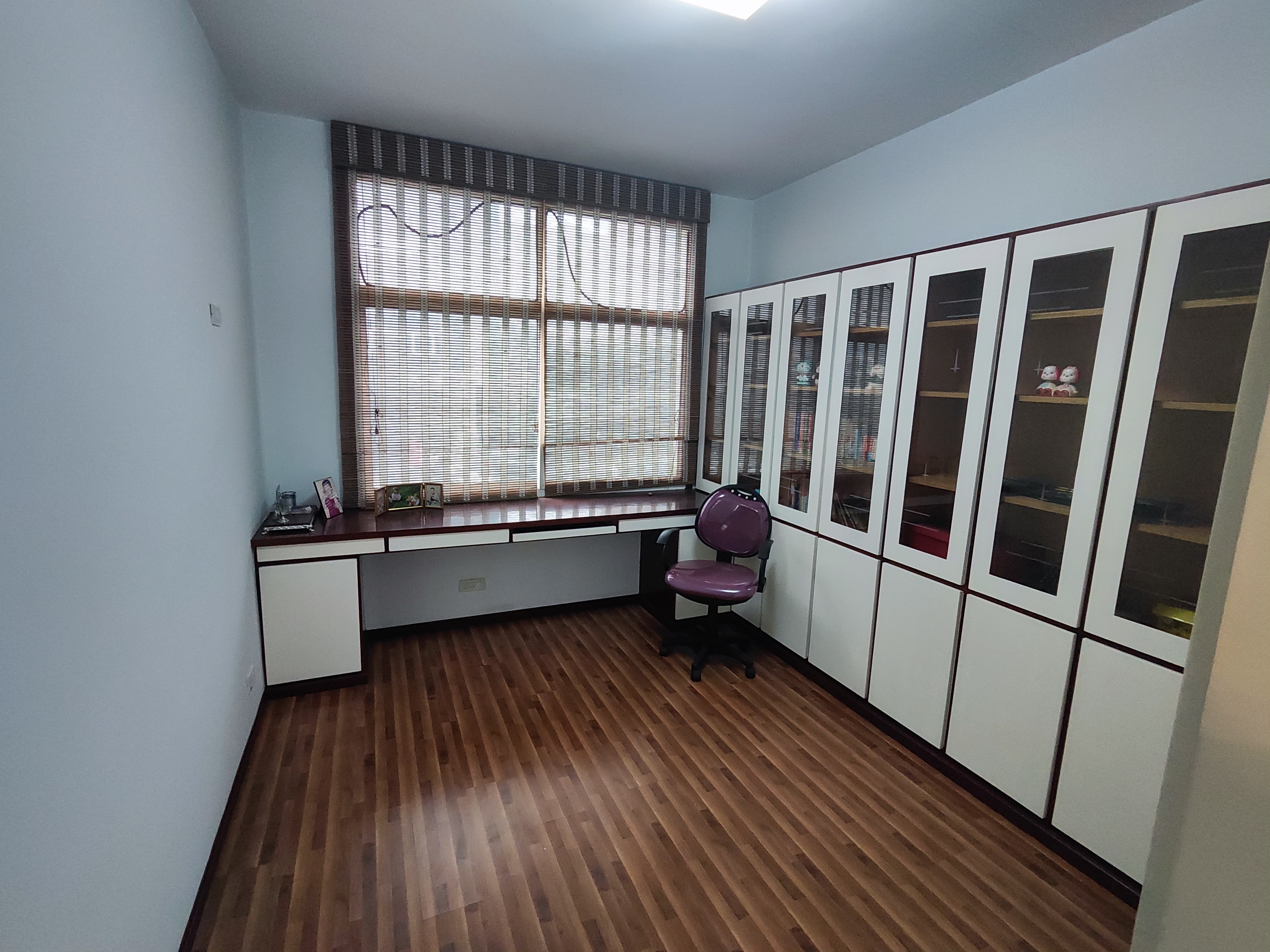 恒迪附近不动产单位宿舍带地下室前面无遮挡停车方便闹中取静看房方便