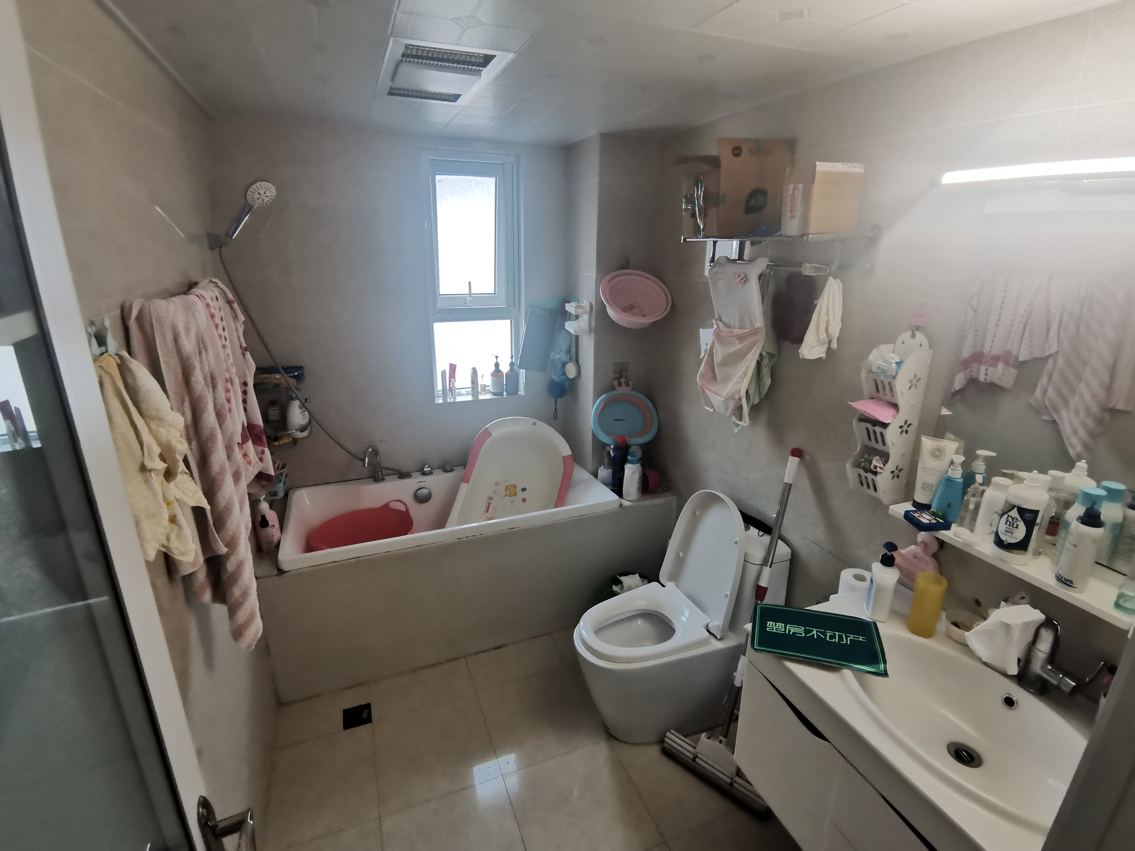 满庭春中高层精装三房两卫边户南北通透家具家电齐全拎包入住