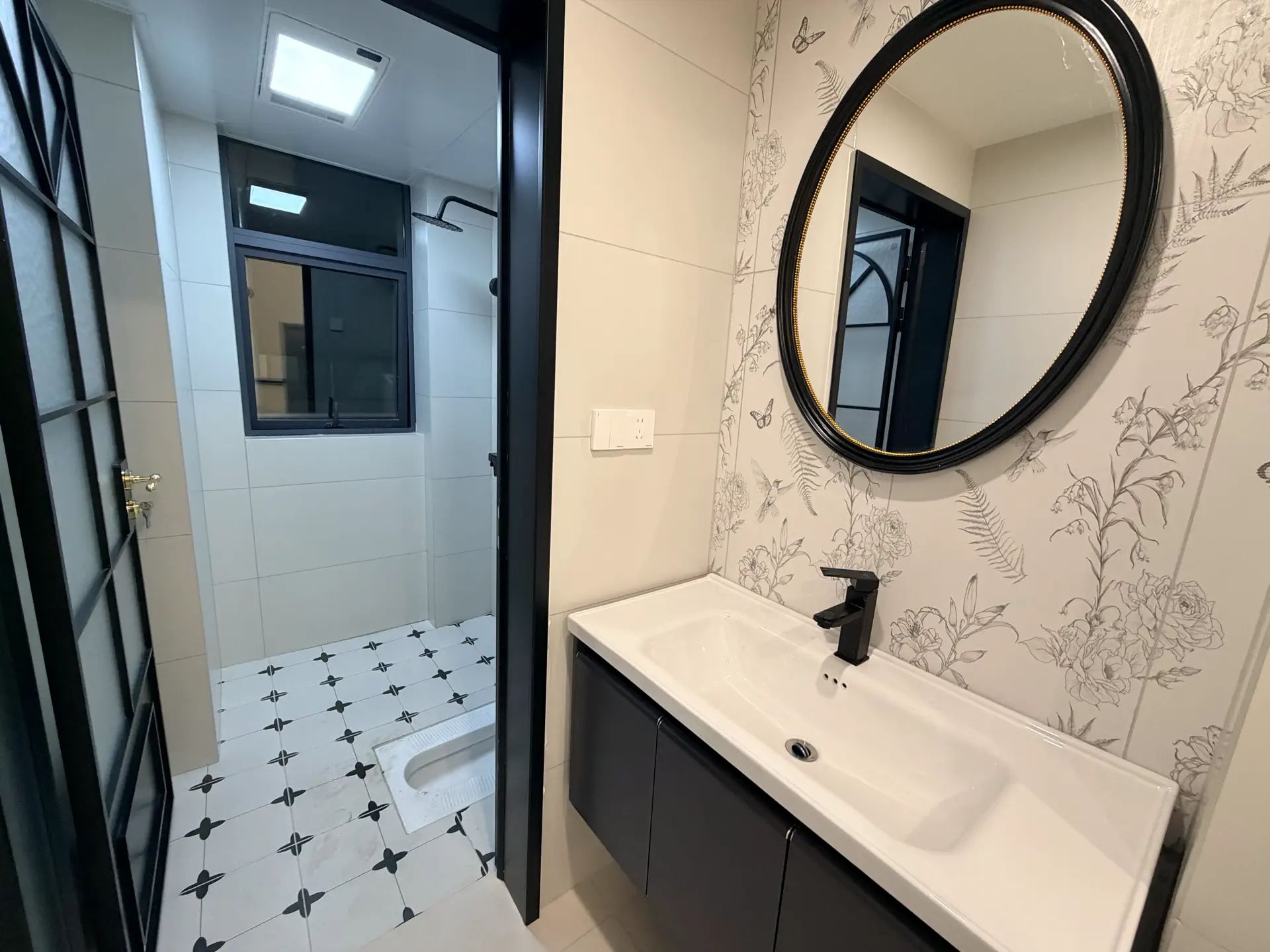 城南，吾悦旁，元泰未来城C区，电梯好楼层，全新精装大三房二卫，证满二轻法式风单价6000