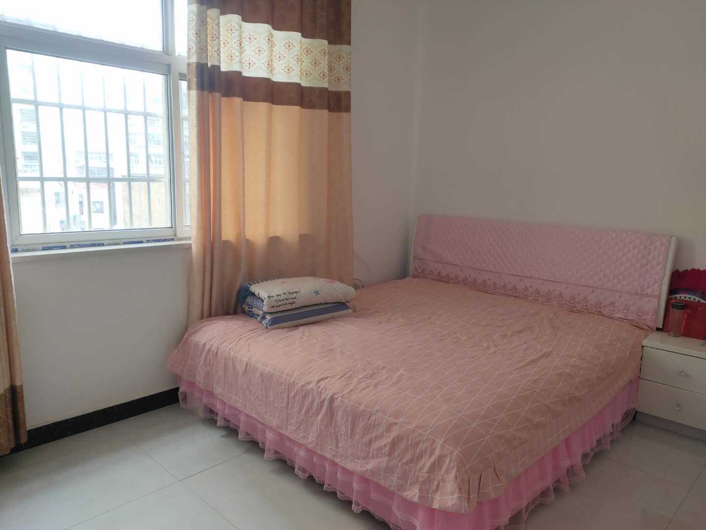 江汉小学旁边精装电梯房 好楼层 采光好 证满二 业主诚意出