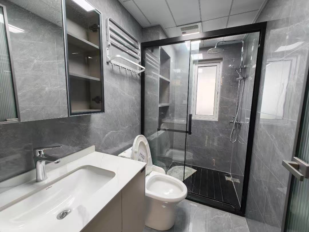 降价了，城南，森林国际北苑，全新装修，精装三房，电梯好楼层，捡漏