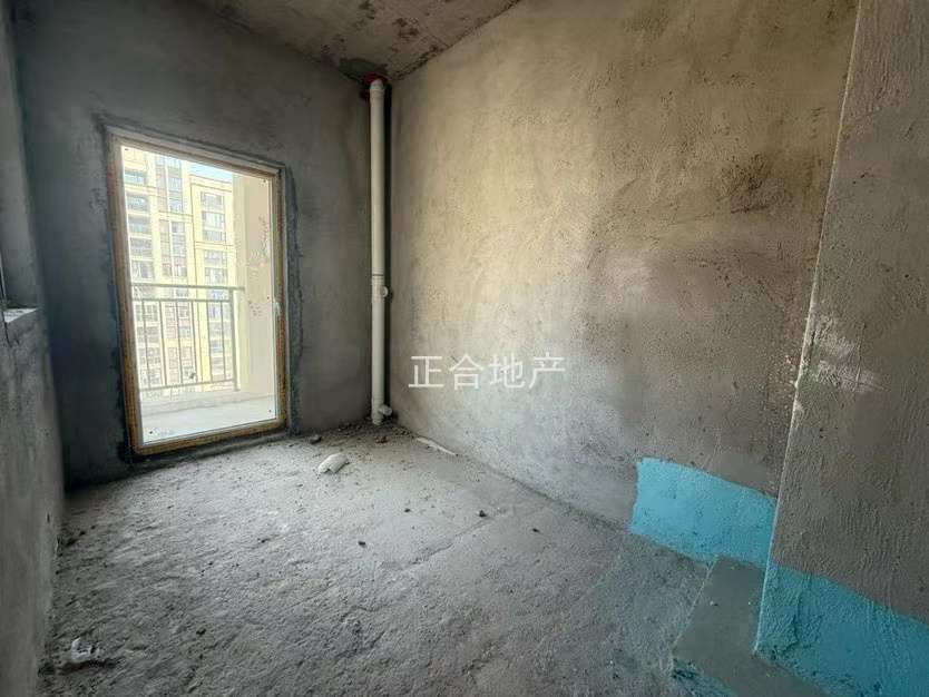 降价了，城南，蓝天新城，湖景房，大平层，单价6600不到，好的楼层，送2个地下车位，满二