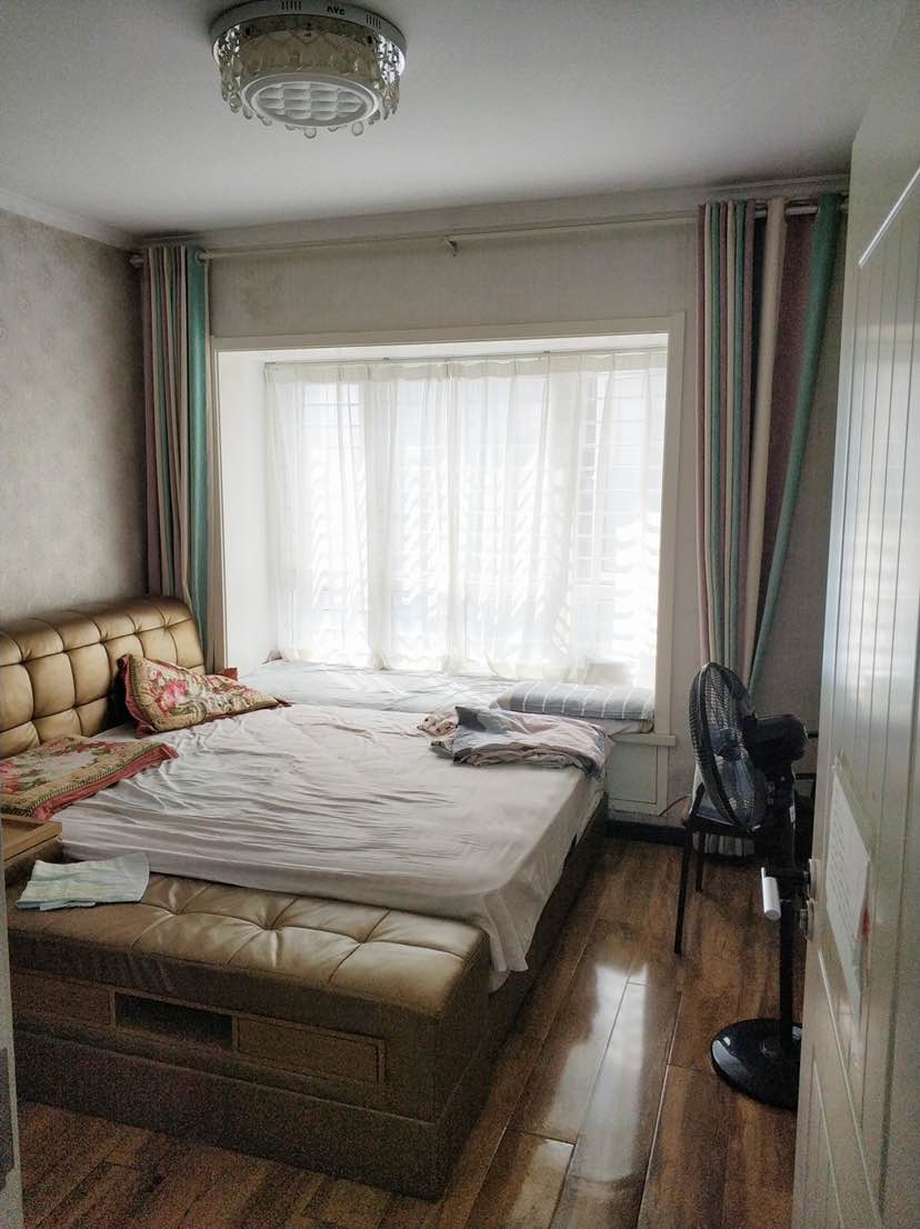 福星城精装边户，业主诚心出售