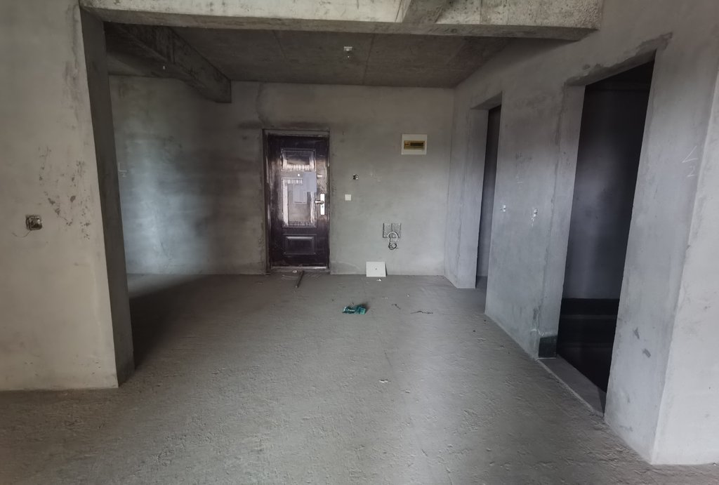 满庭春毛坯两房中间楼层户型方正看房方便