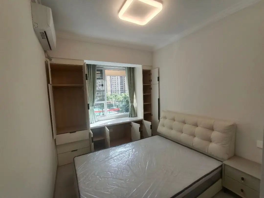 诚心出售，城南，​朝阳丽景，精装两房，拎包入住
