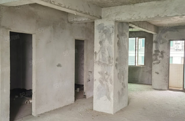 锦绣龙城3室2厅2卫好楼层一梯两户高性价比价格可谈诚心出售