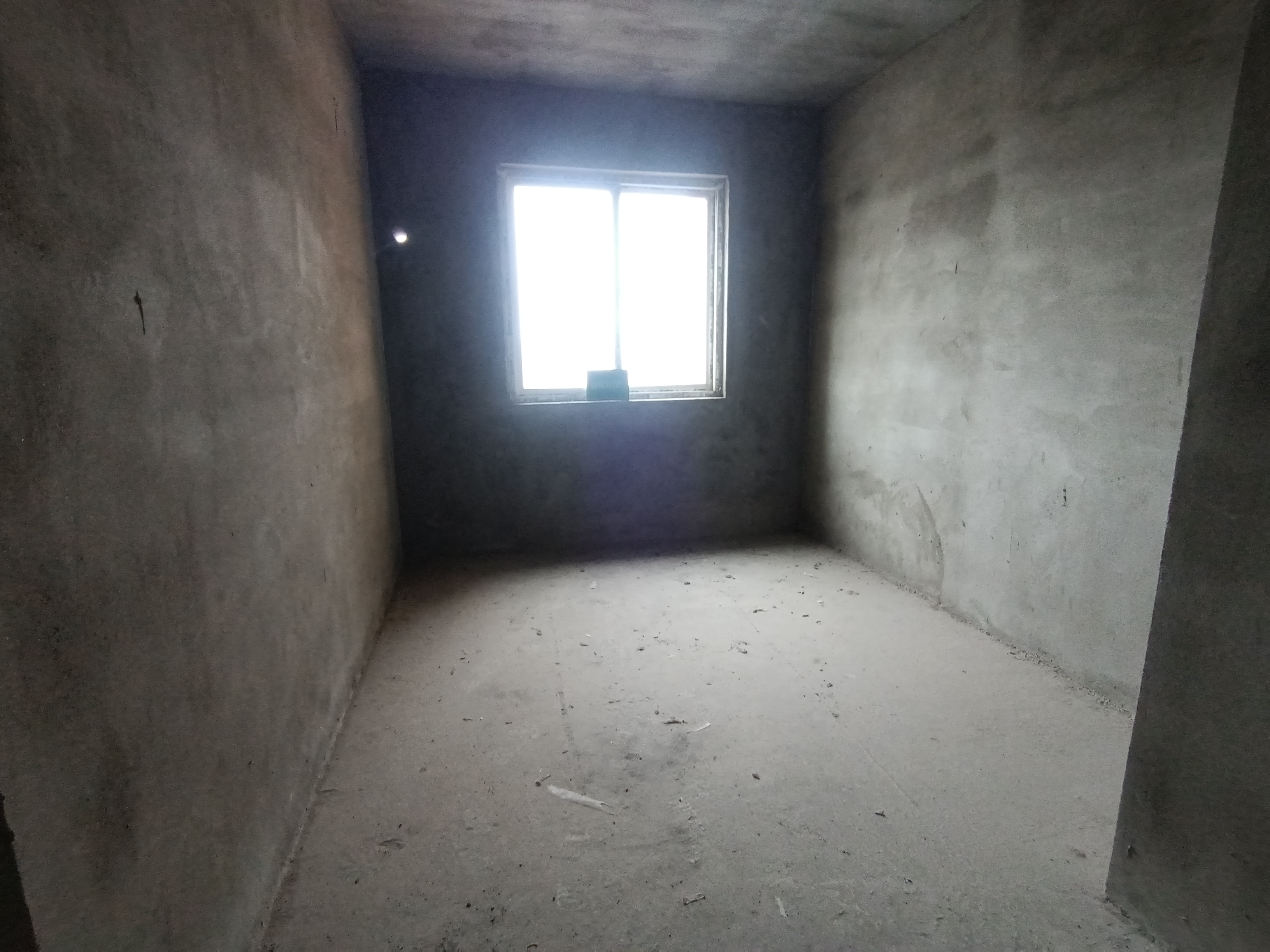 漫城林语毛坯四房南北双阳台采光好业主诚意卖