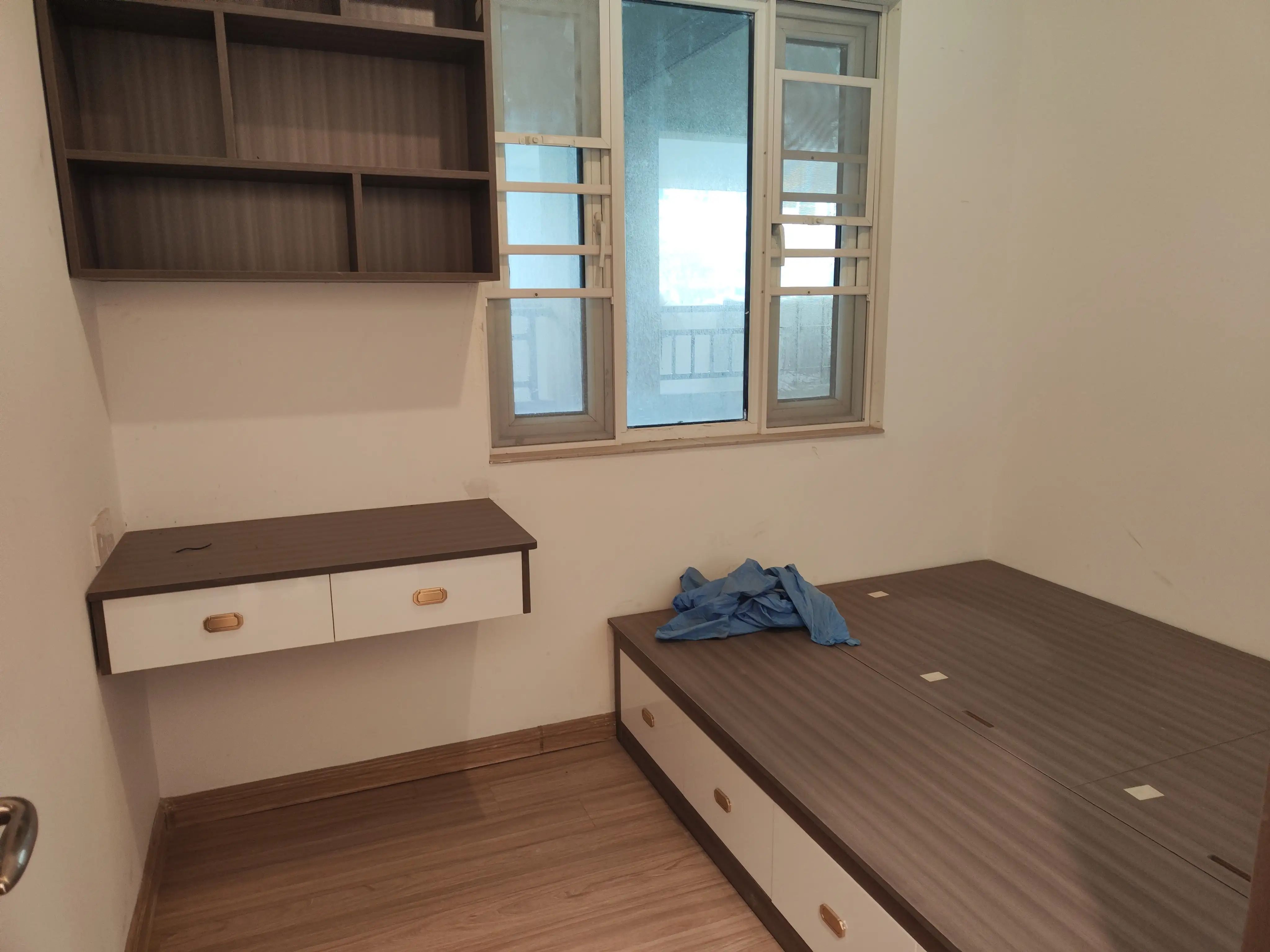 诚心出售，城南，碧桂园，精装三房两卫，证满二，南北通透