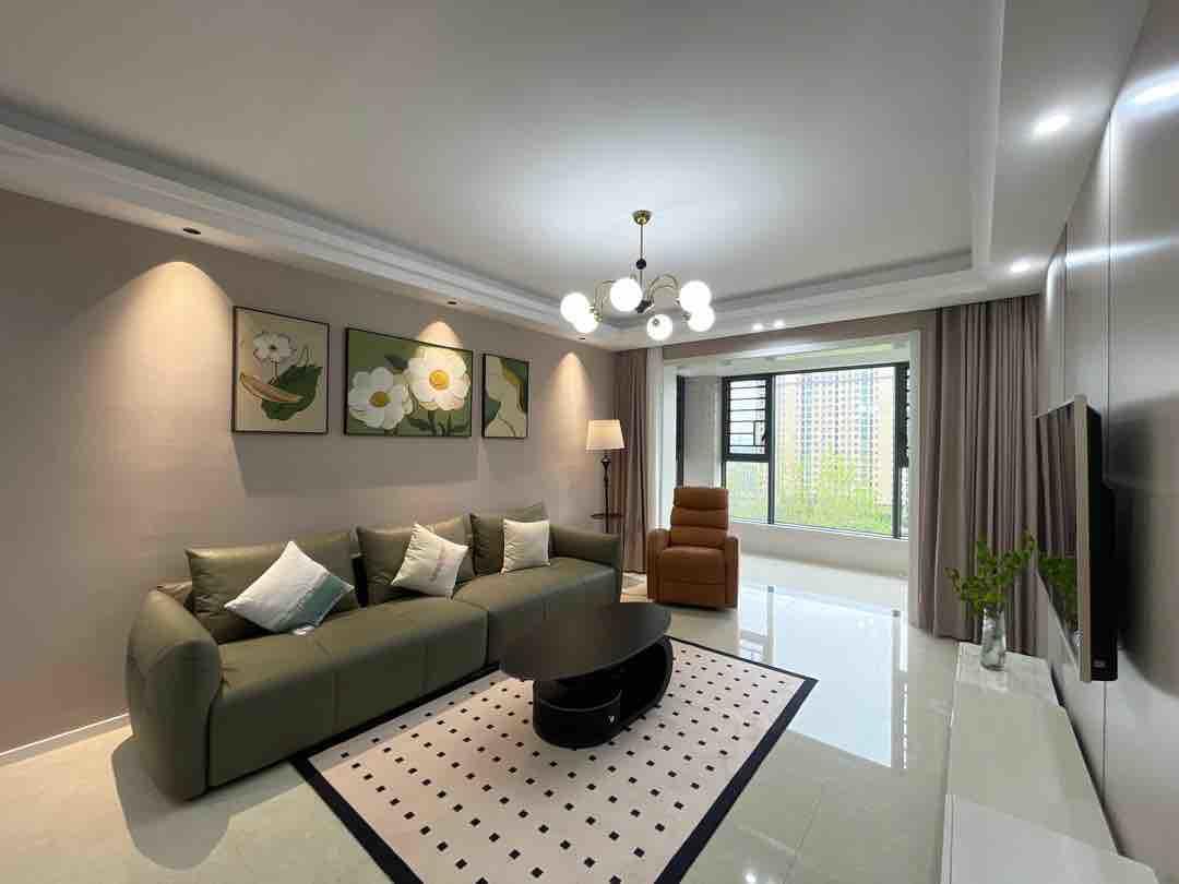 城南新城壹号精装修，拎包入住