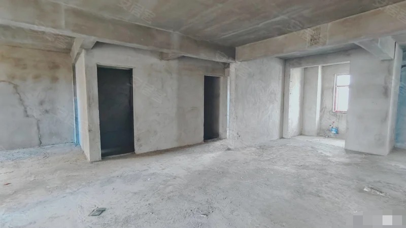 城南沔阳公馆，电梯中间楼层，边户，单价4990，南北通透，老证，元泰三中，