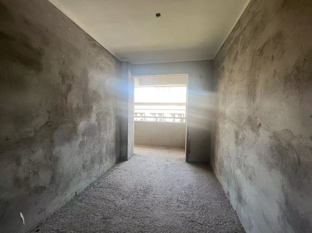 捡漏，房价回到10年前，御台公馆，小高层，电梯3700左右，毛坯4房