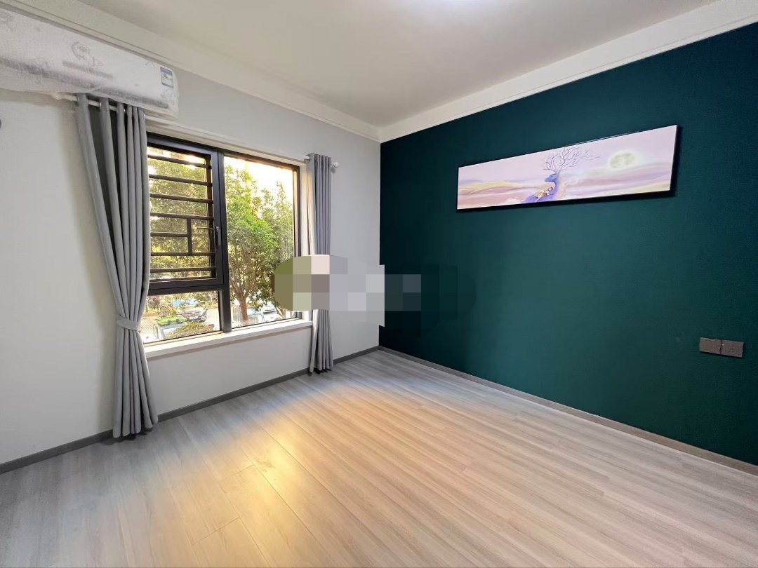 捡漏，满庭春，全新精装，供暖三房，一天未住，南北双阳台，边户，单价5400，证满二