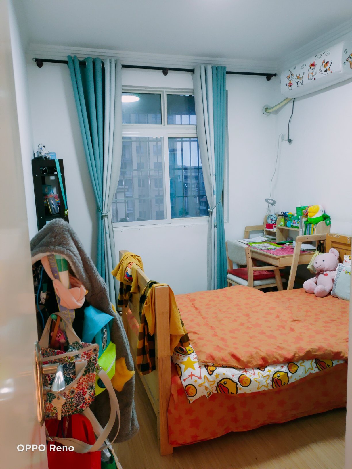 富华影苑3室2厅2卫1阳台精装修