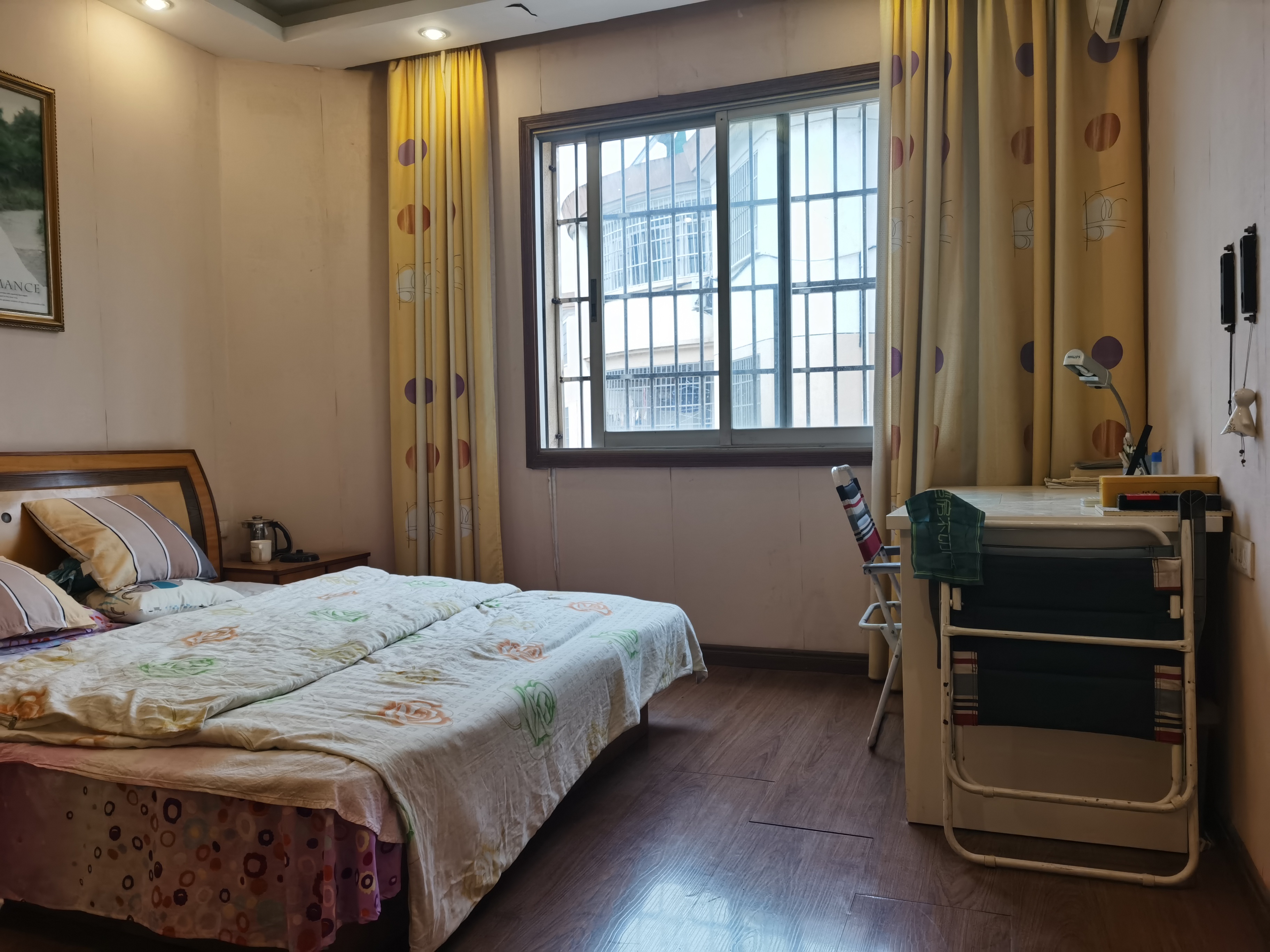 德政园香榭里精装大三房三面采光拎包入住看房方便诚心出售