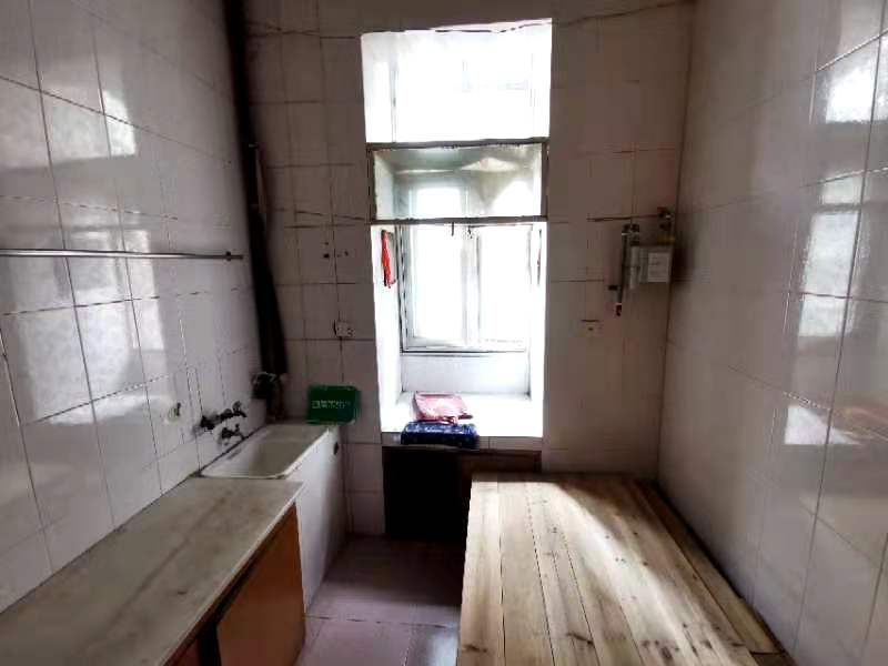 大新路时代广场后面优质大三房步梯好楼层出门就是商城三面采光