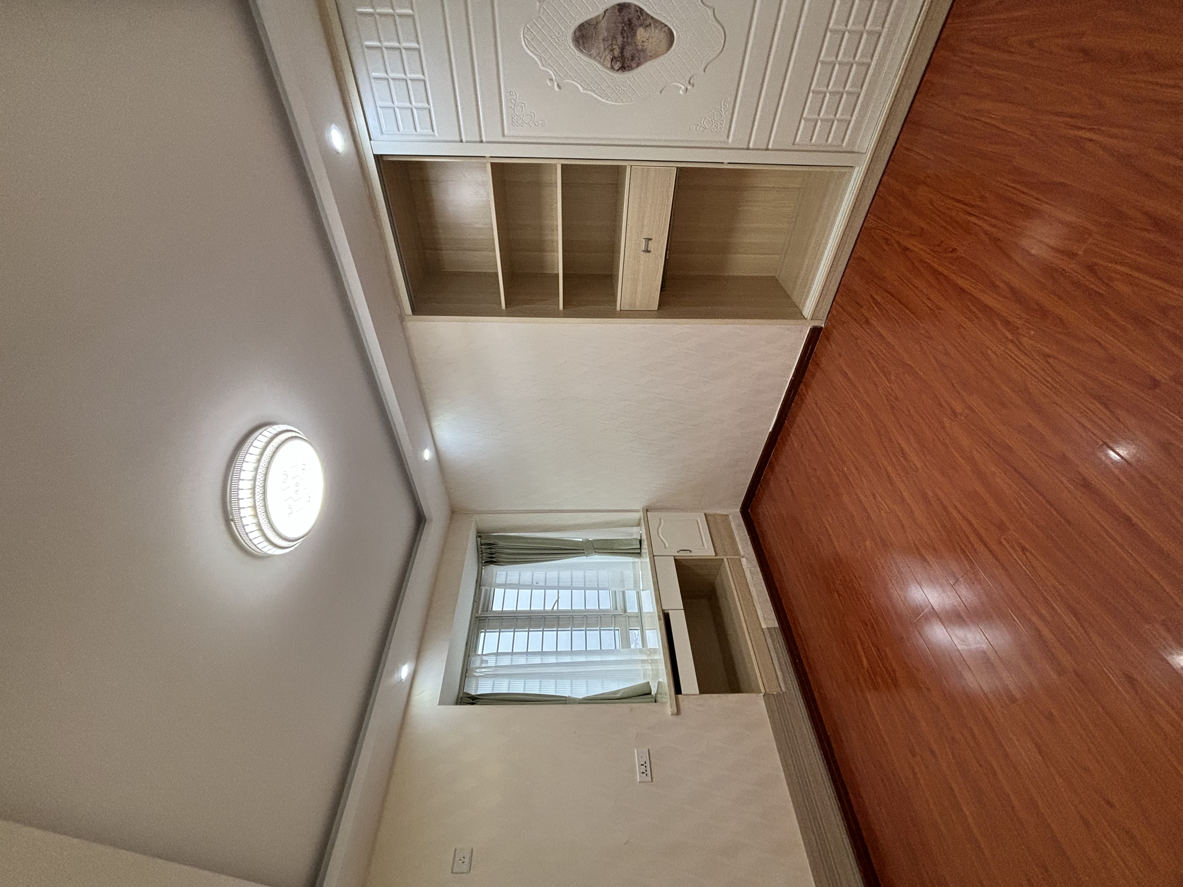 福星城.精装三房.证件满二.看房方便