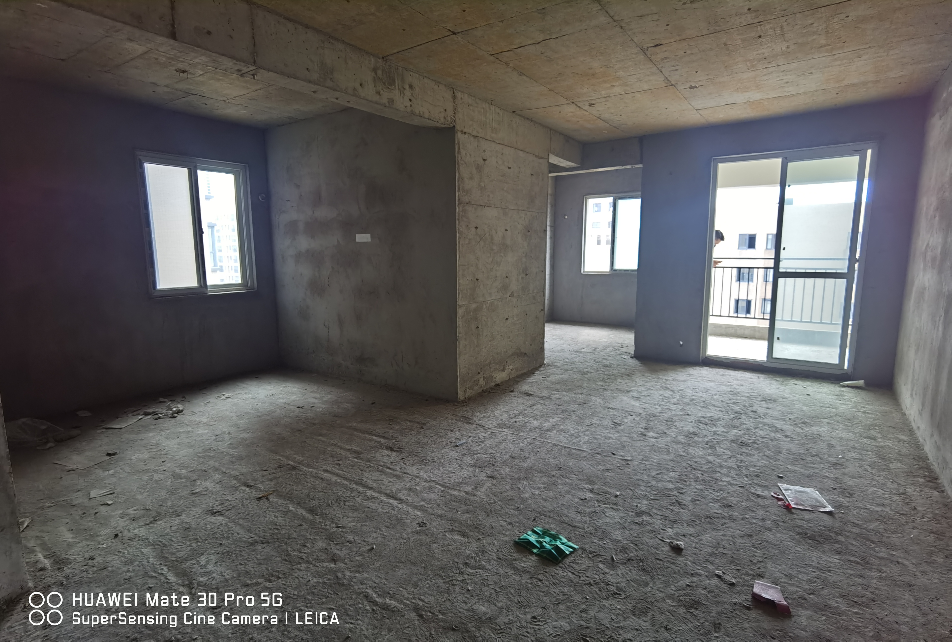 翰林公馆毛坯小三房中高楼层采光视野好出行方便