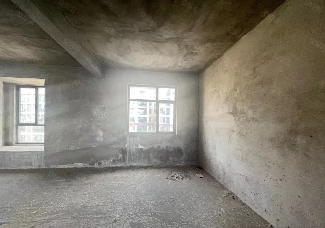 房价回到四年前，超低单价，新城壹号大三房，证满二