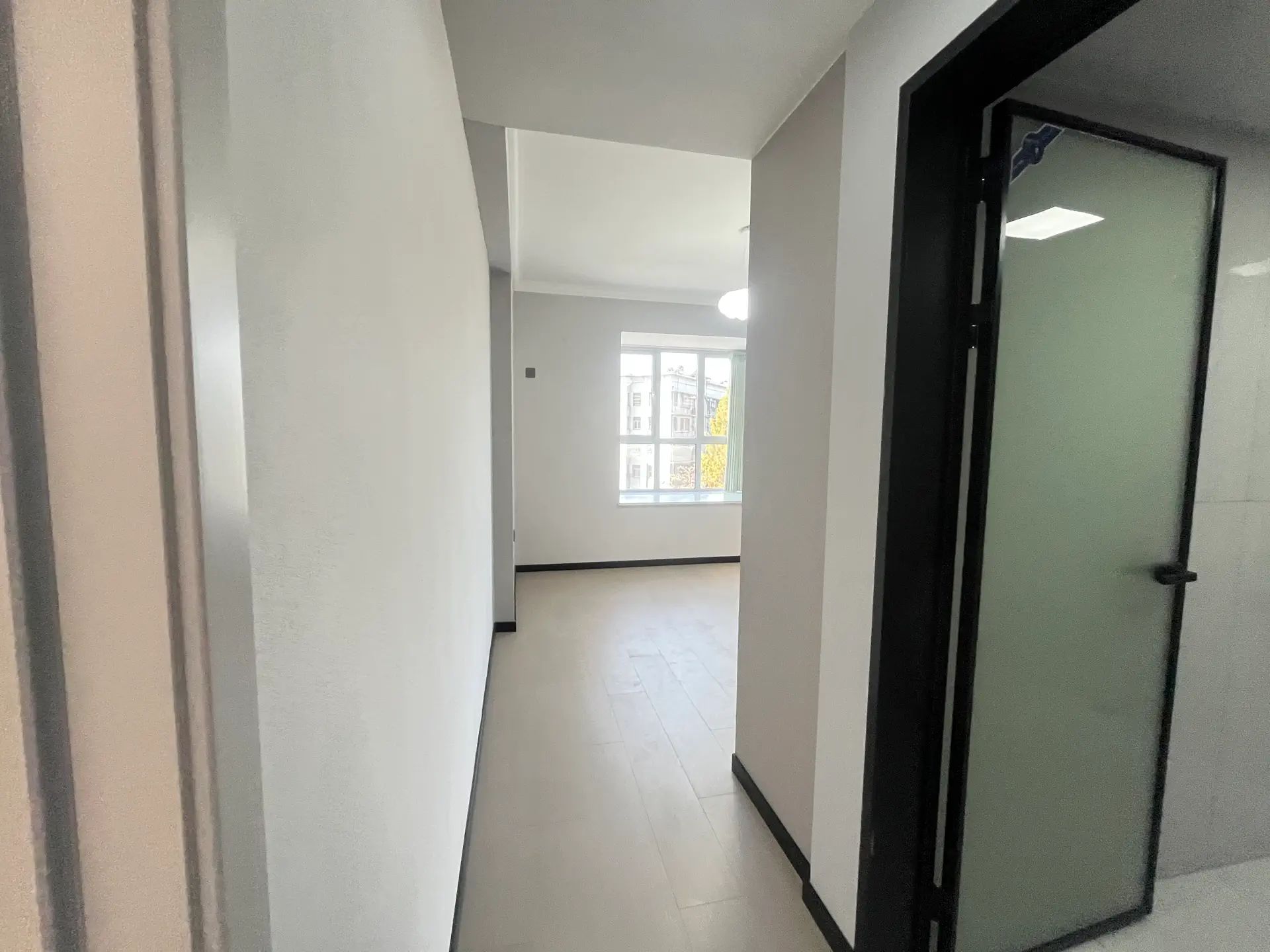 城南，沔阳天泽园，稀缺小高层，边户，证满二，业主诚心出售