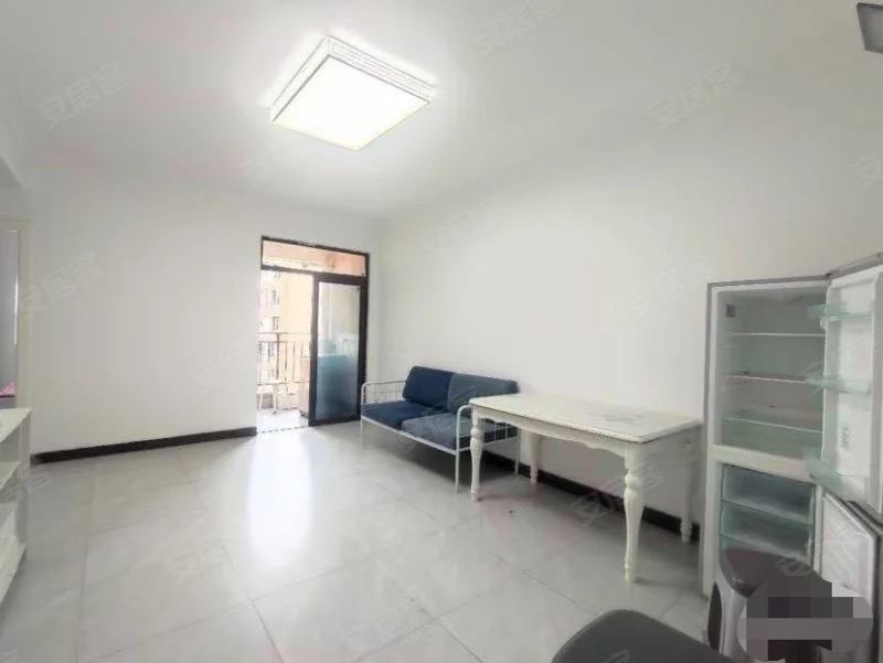 城南，捡漏，荣怀，精装修两房，单价4字头，总价37万，诚心出售