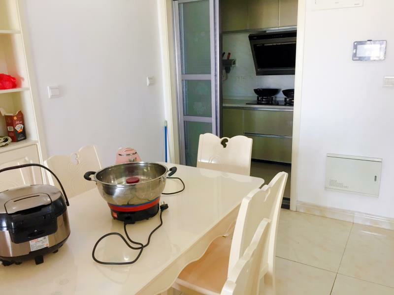 福星城精装两房，电梯好楼层，直接拎包入住