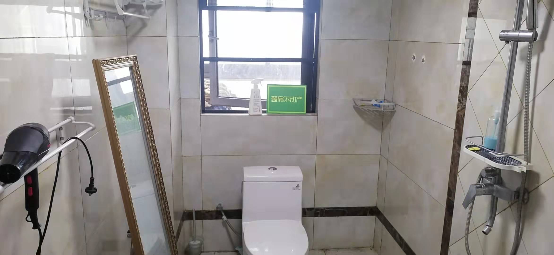 紫润尚城精装三房诚心出售，成色新保养好