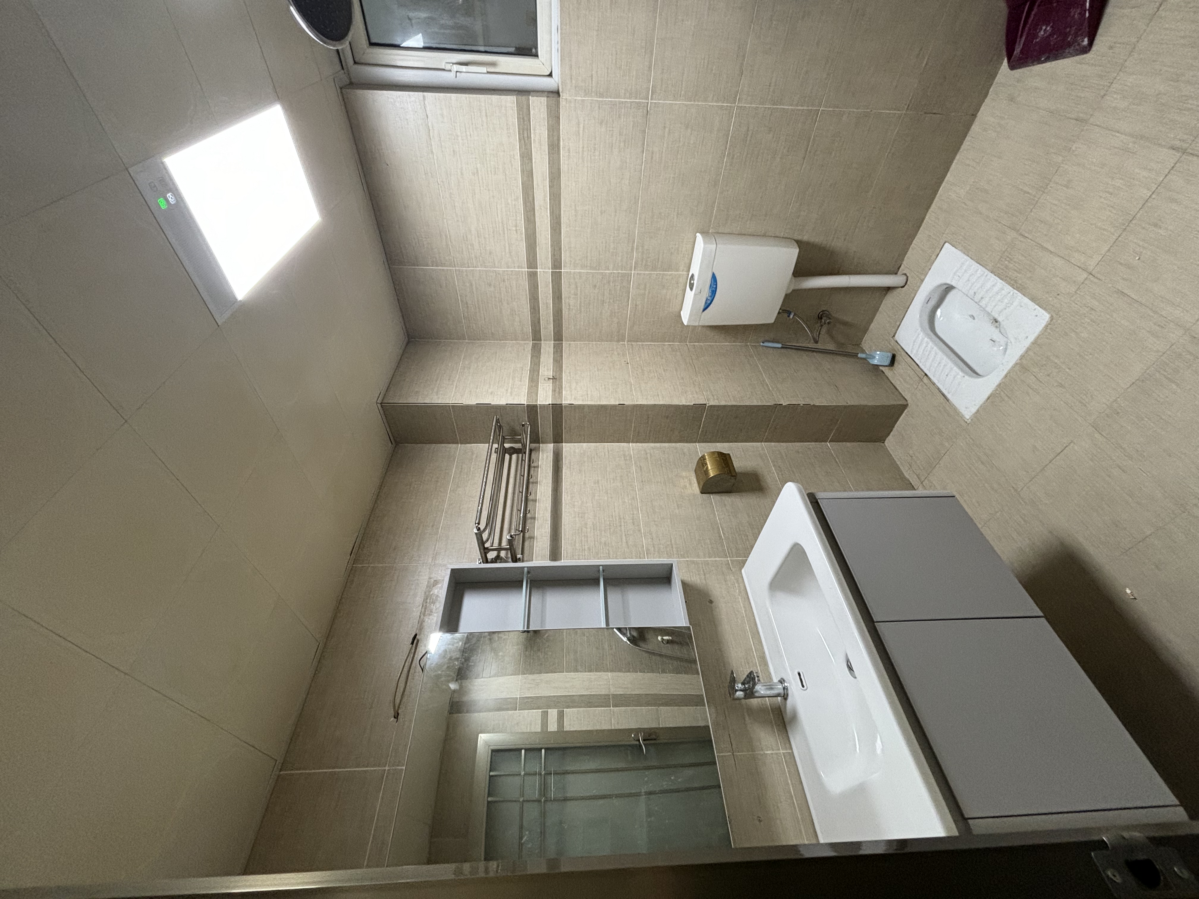 福星城.精装三房.证件满二.看房方便