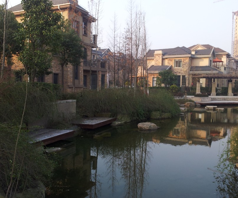 仙桃市实验四小旁边门面