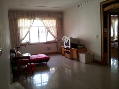 市 ，家具家电齐全，110平米