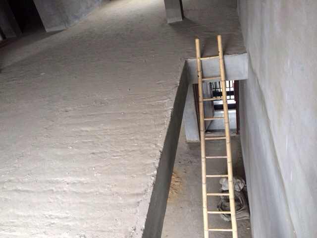 黄荆小区菜场附近2干3层私房出售