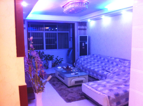 车站附近一品苑对面100米处豪华精装修酒店式公寓