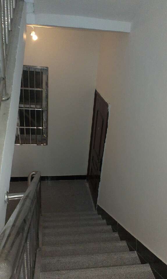 康湾一品旁边1室1厅1厨1卫出租(6/7楼）