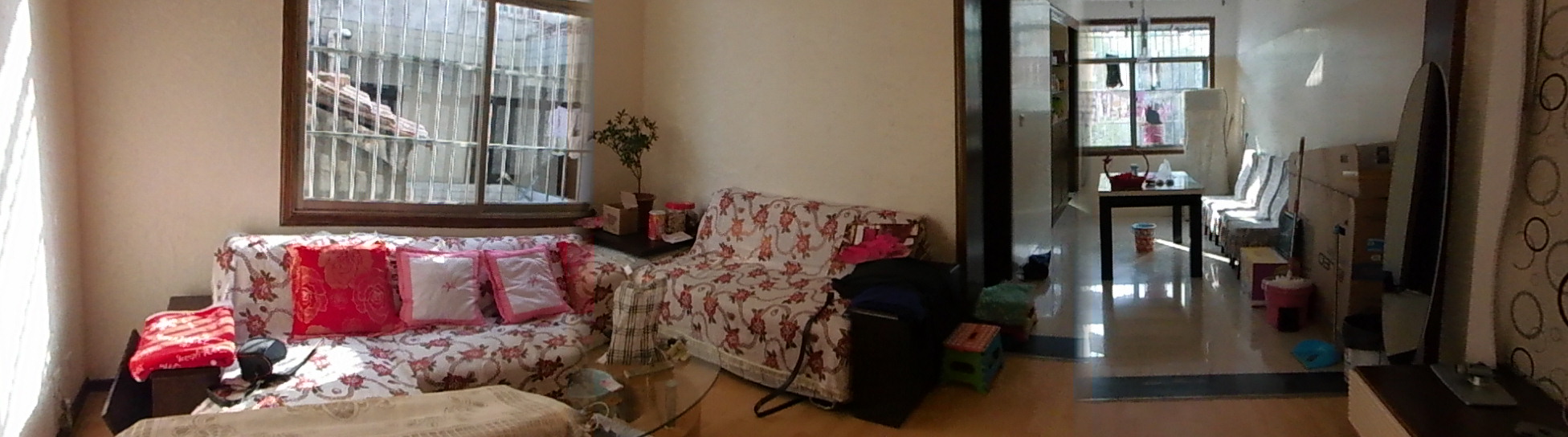 精装修，地段好，楼层好，家电齐，拎包入住