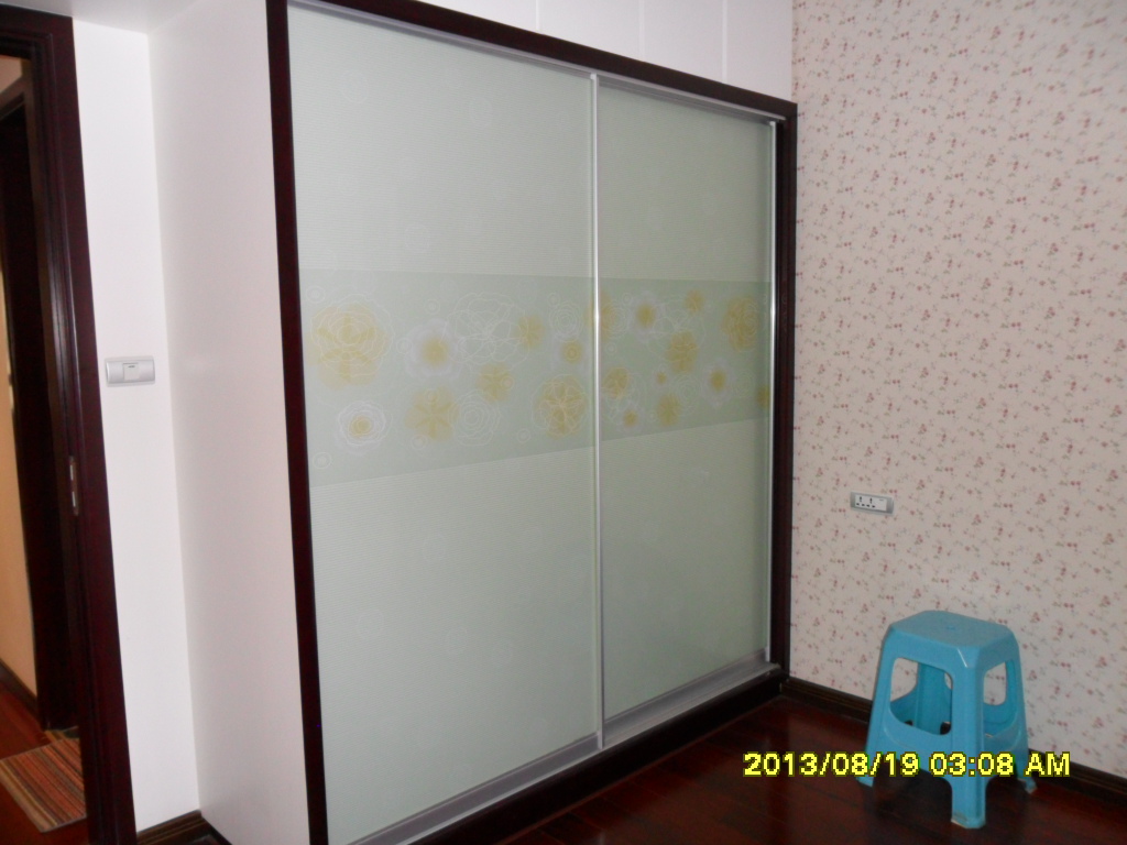 德政金园香榭里北 装修三房两厅出售