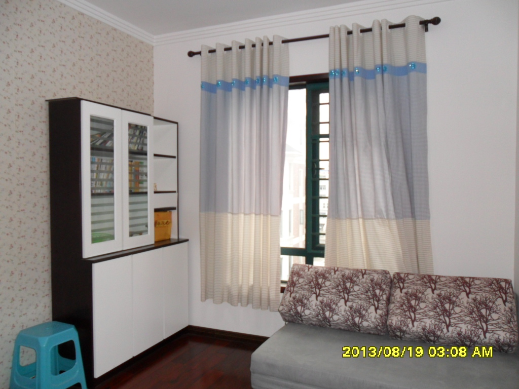 德政金园香榭里北 装修三房两厅出售