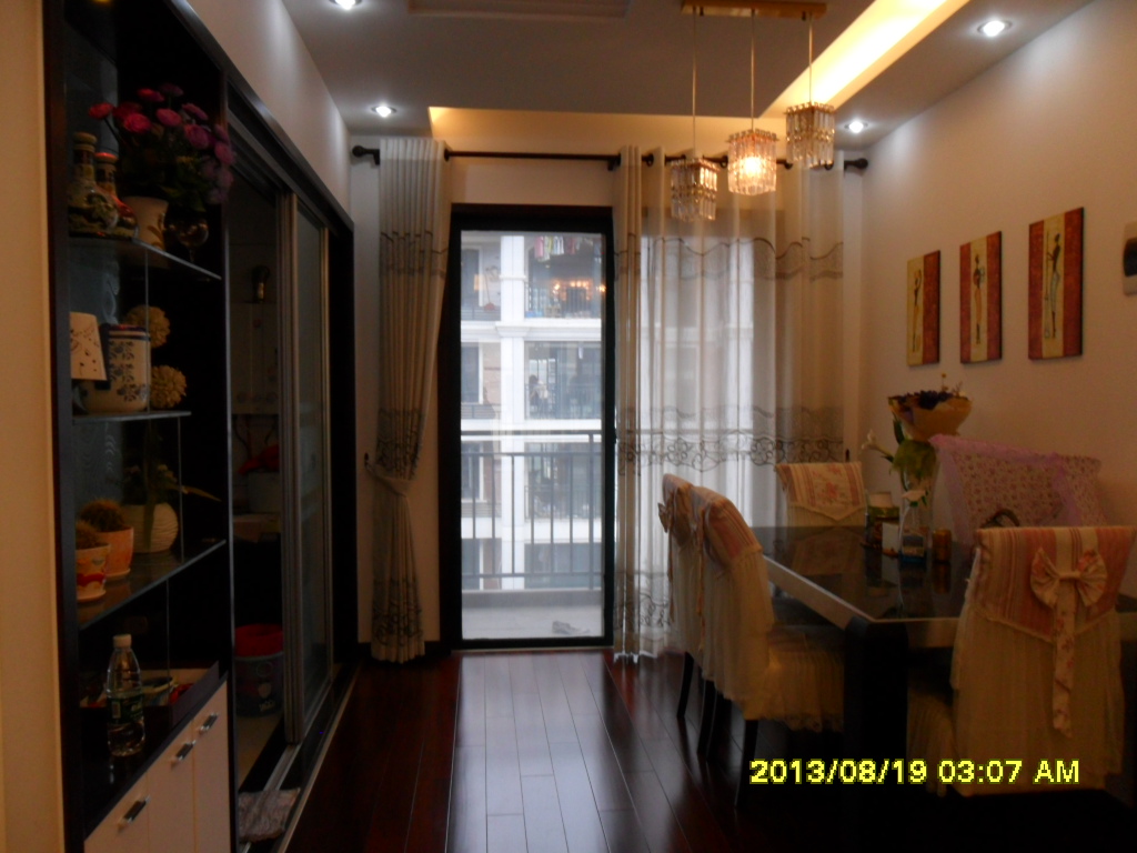 德政金园香榭里北 装修三房两厅出售