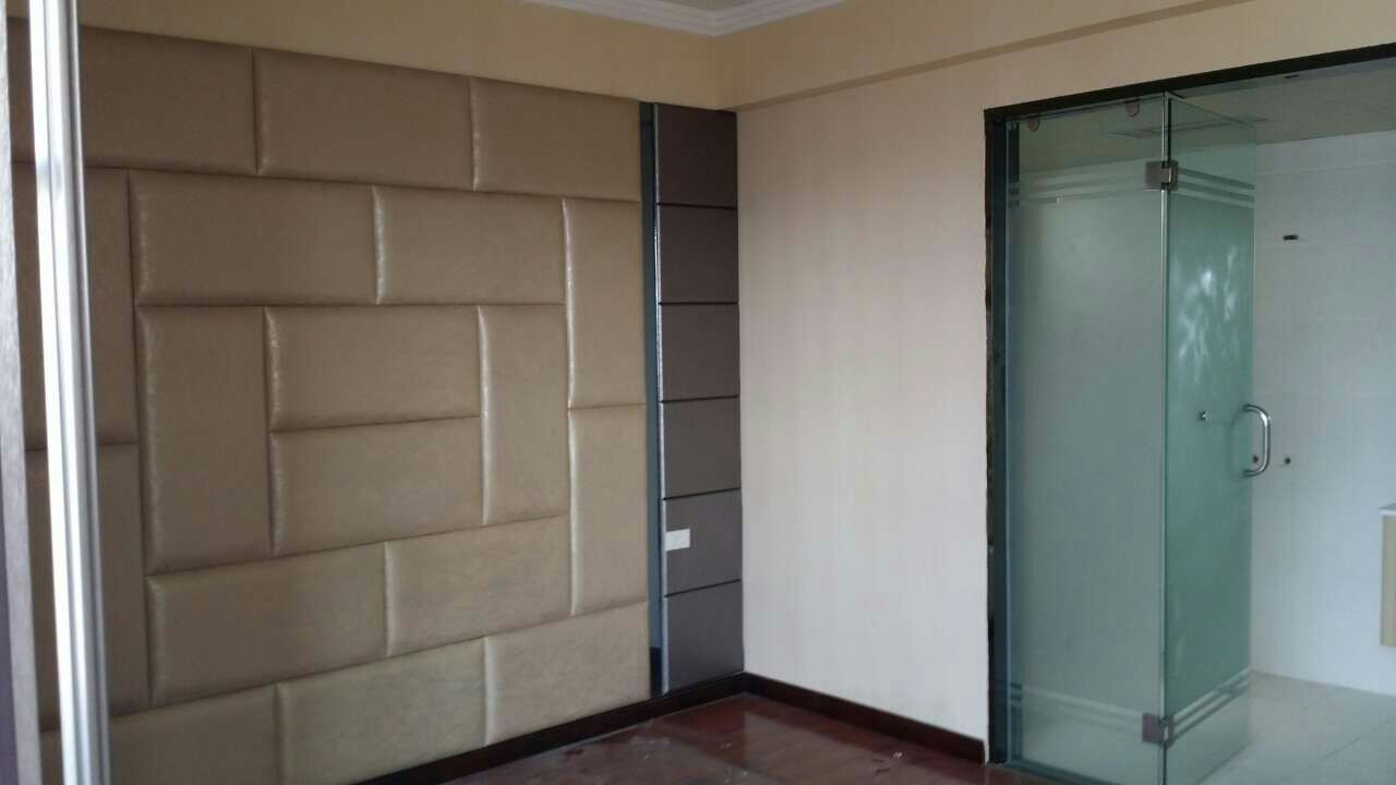 大兴路附小对面（原知音超市斜对面） 装修吐血急售！！！