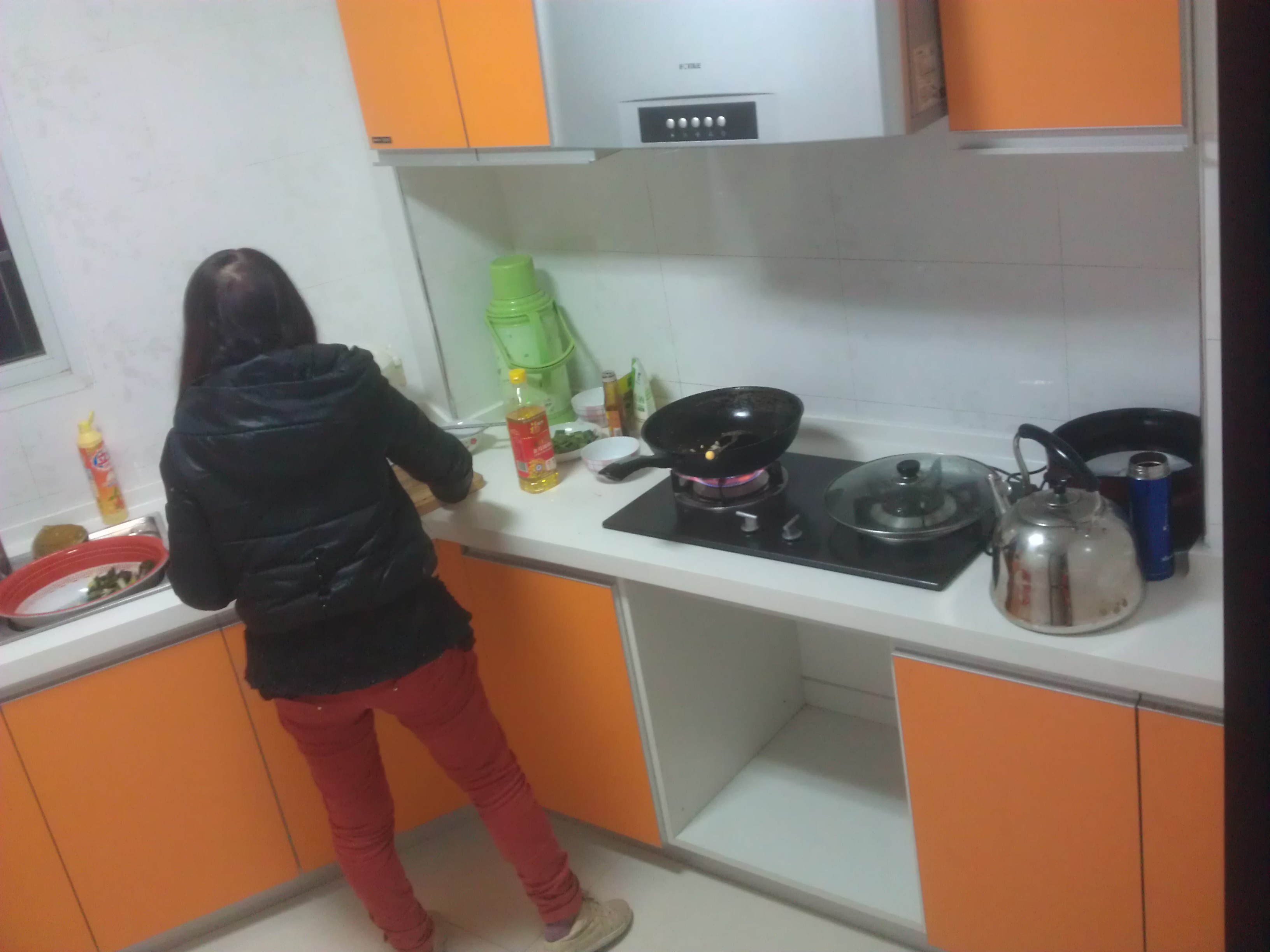 客运总站旁新房出售含装修家电, 中学就在家门口两证全满5年