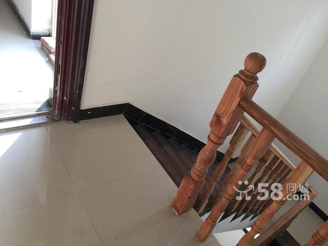 (单间出租) 仙桃 新车站附近 中百仓储后面 二服附近(个人)   