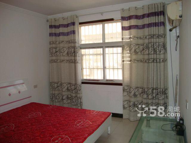 仙桃中学斜对面三室两厅两卫精装修学区房出租拧包即住