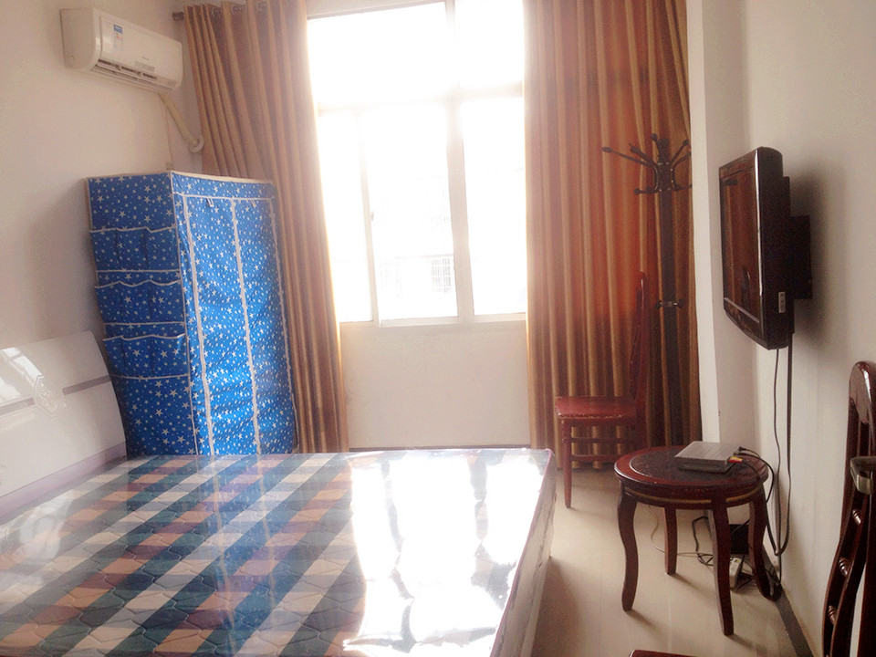 大新路剧场附近 单间出租哦