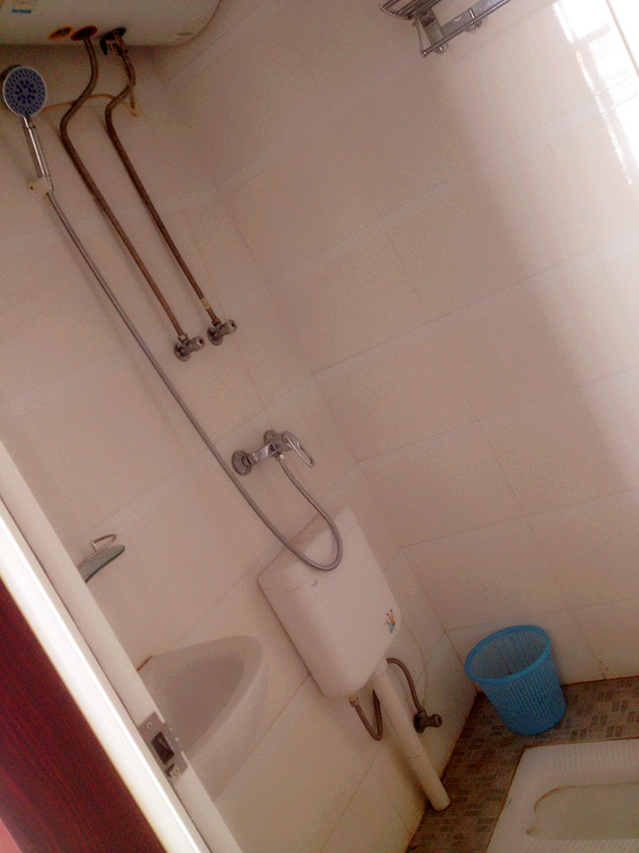 大新路剧场附近豪华单间出租哦