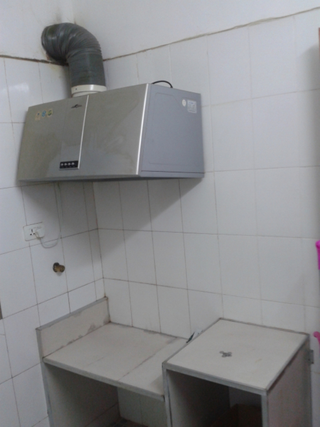 ~~（图）洗衣机、空调、热水器家具2室半1厅怡家国际酒店背后武商市政广场南100米