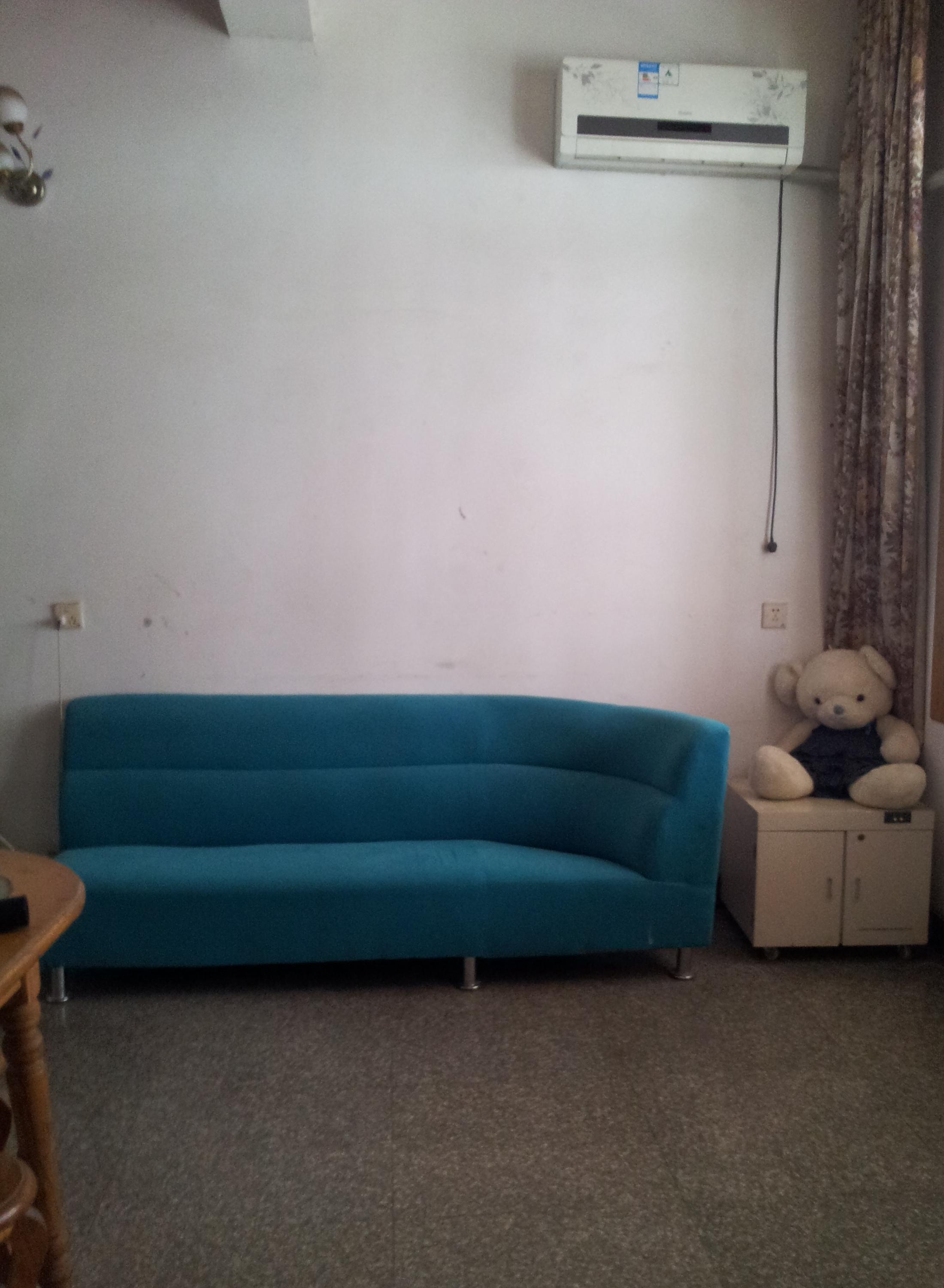 妇幼保健院对面华能小区别墅出售