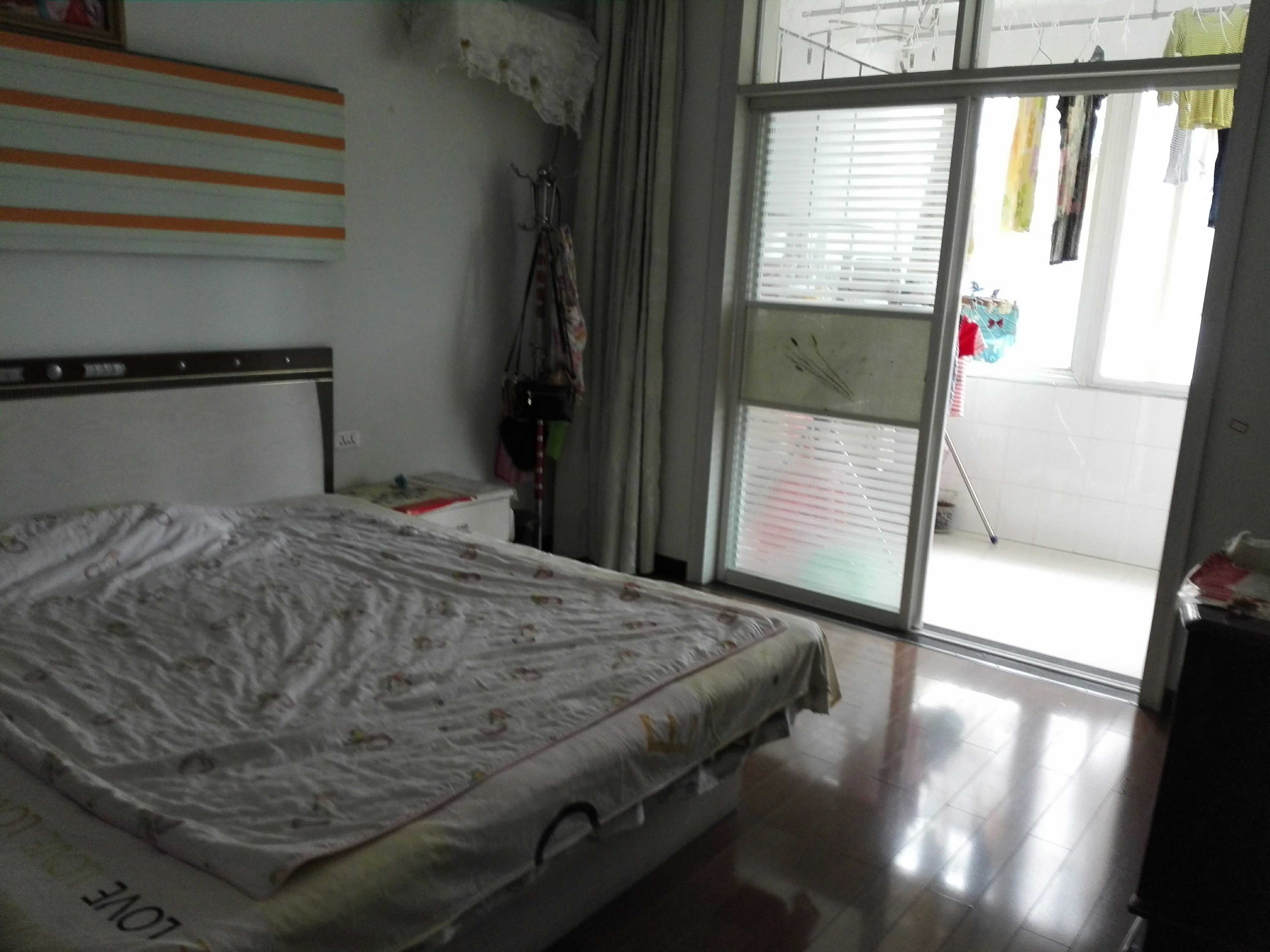 毅德园拎包入住精装大三房 划算免契税